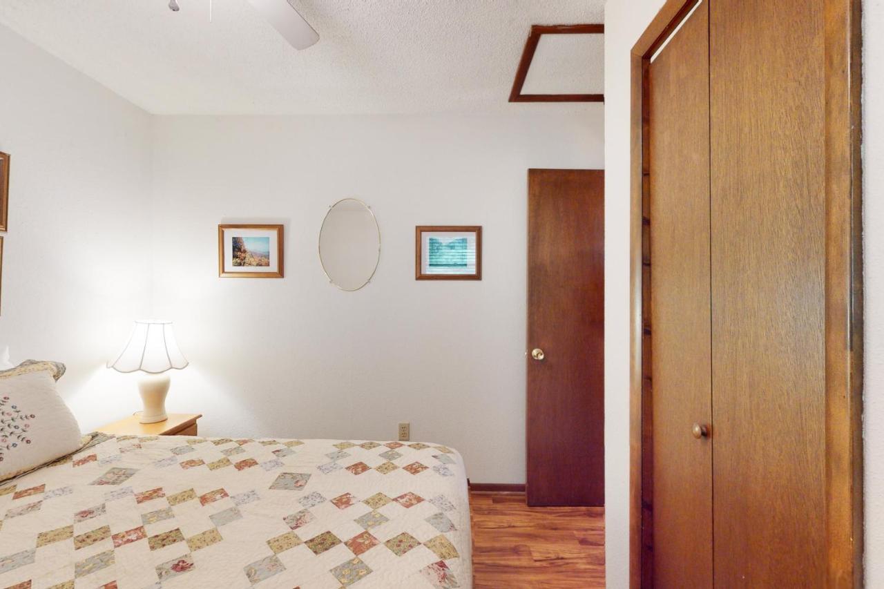 2 Bed 1 Bath Vacation Home In Whittier エクステリア 写真