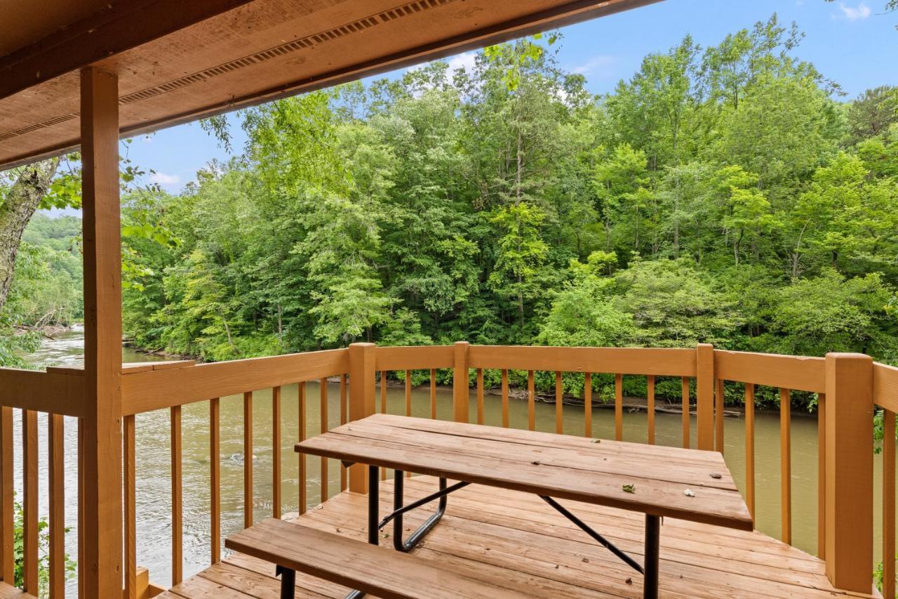 2 Bed 1 Bath Vacation Home In Whittier エクステリア 写真