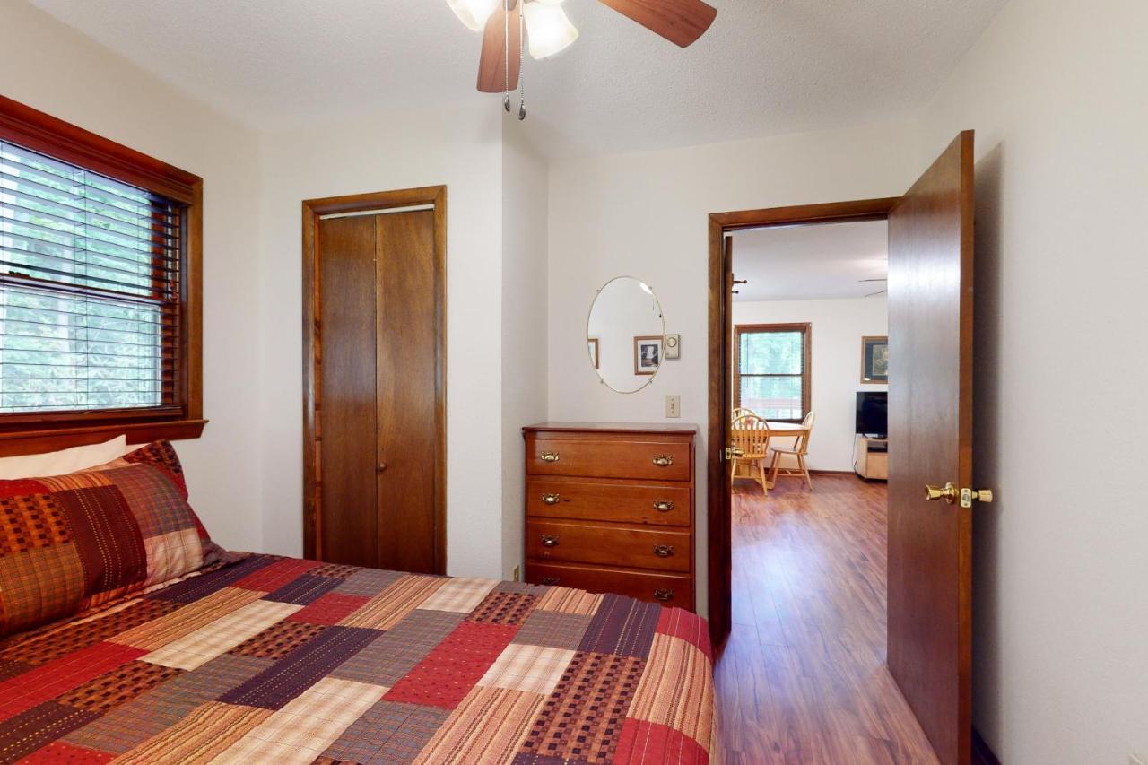 2 Bed 1 Bath Vacation Home In Whittier エクステリア 写真